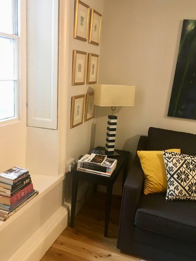 Beautiful 1Br Apartment In Historic St Aubin House Екстериор снимка